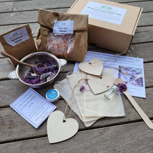 Load image into Gallery viewer, Make your own bath salts kit: Eco Art and Craft
