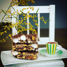 Load image into Gallery viewer, Honeycomb Highway Rocky Road