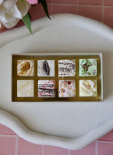 Load image into Gallery viewer, Signature Selection Box