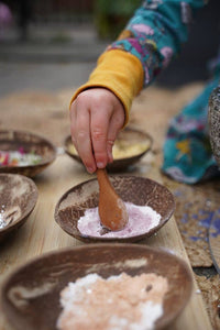 Eco Fizz and Paint Kit: sensory play, potions, painting and Science Experiments