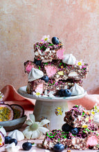 Load image into Gallery viewer, Pavlova Parkway rocky road
