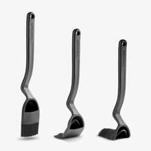Load image into Gallery viewer, Black silicone basting brush. Product of Dreamfarm Australia. 
