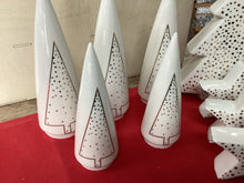 Load image into Gallery viewer, Ceramic Table Ornaments
