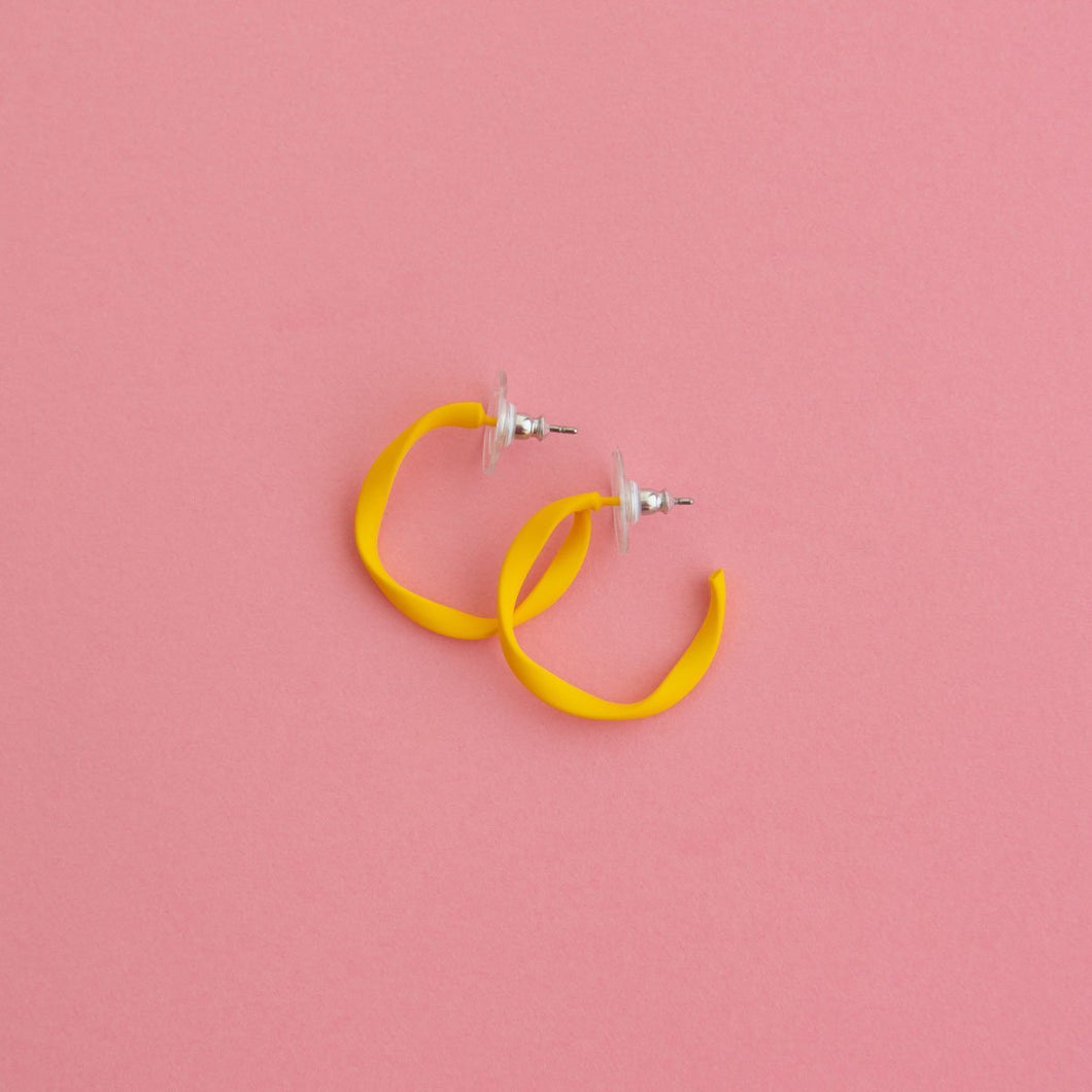 Everyday Twisted Mini Hoop Earrings