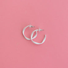 Load image into Gallery viewer, Everyday Twisted Midi Hoop Earrings
