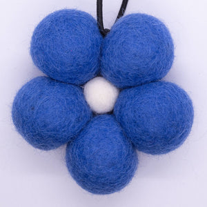 Cornflower Blue Daisy